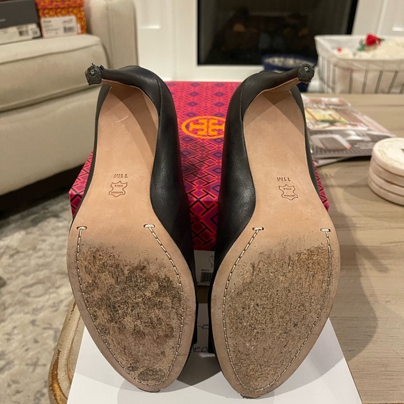 Tory Burch Chase 100MM Pumps - Size 11 - Picture 6 of 7